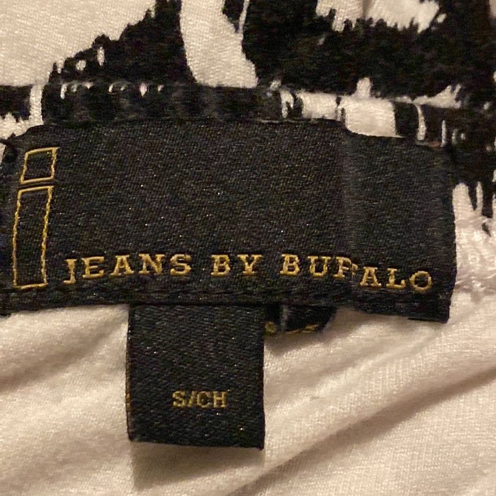 3 PICES TREE PC 1 JEANS BY BUFFALO & 2 BISOU BISOU WOMEN SKIRT SIZE S -XS - Picture 10 of 16